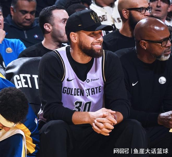 马刺大胜勇士文班亚马强势领跑MVP争夺