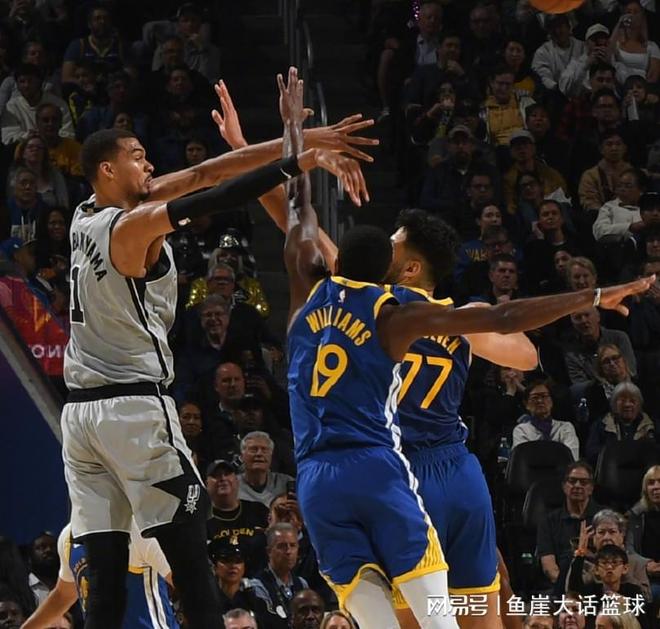 马刺大胜勇士文班亚马强势领跑MVP争夺