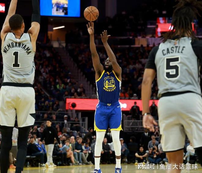 马刺大胜勇士文班亚马强势领跑MVP争夺