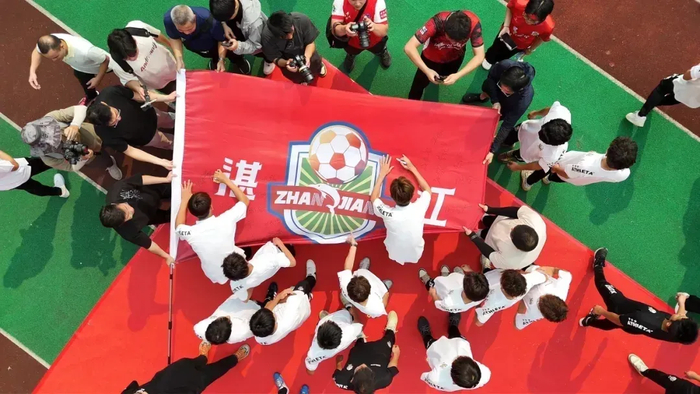 粤超联赛首轮赛事全面燃情开赛 各主场特色活动